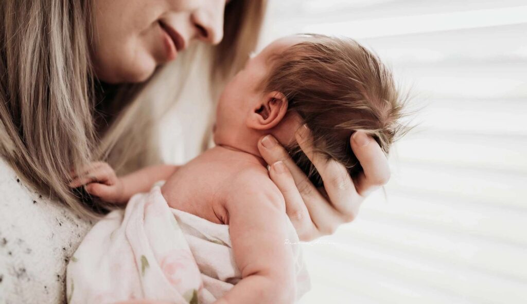 Why Lifestyle Newborn Photography Is Gaining Popularity